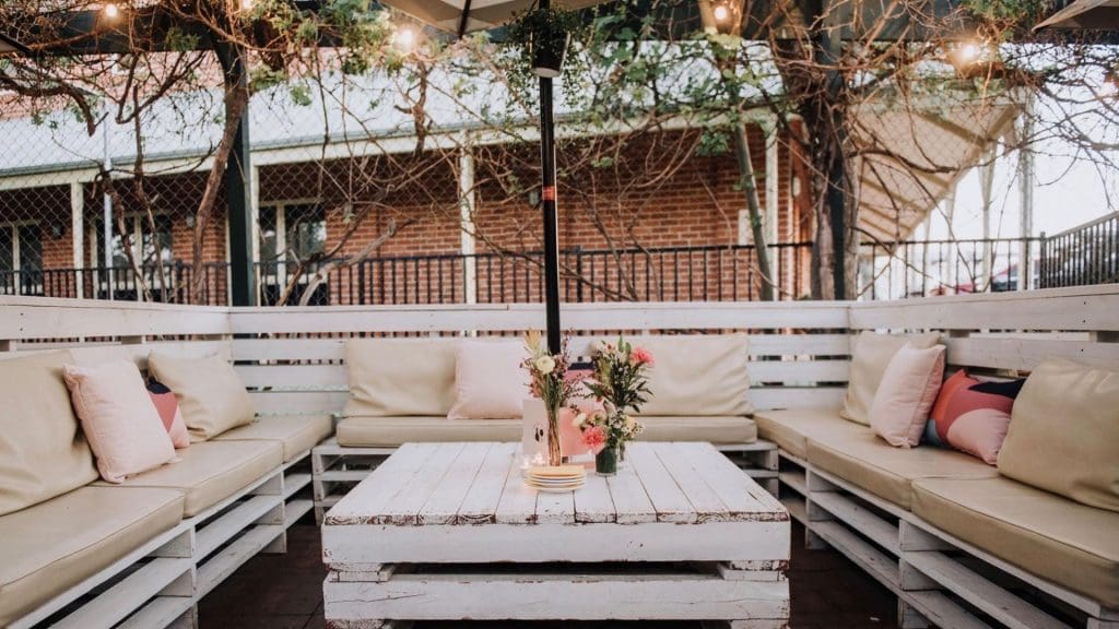 table and chairs at the beer garden at the Longyard Hotel Tamworth